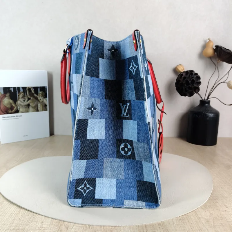 Louis Vuitton Top Handle Bag Onthego Large Blue Red Large 41 × 19 × 34 cm — detail view 2 of 10