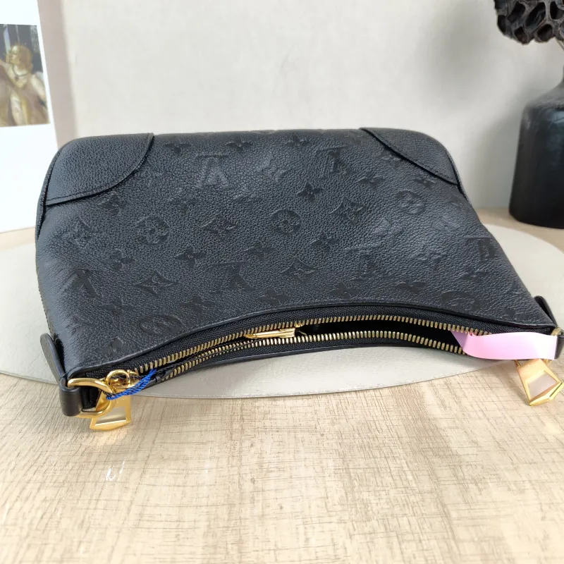 Louis Vuitton Crossbody Bag Boulogne Black Empreinte Embossed Calfskin Small 26 × 9.5 × 16 cm — detail view 1 of 12