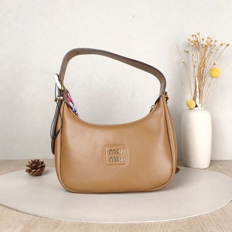 Miumiu Shoulder Bag Wander Hobo Brown Calfskin Small20 × 6 × 17 cm