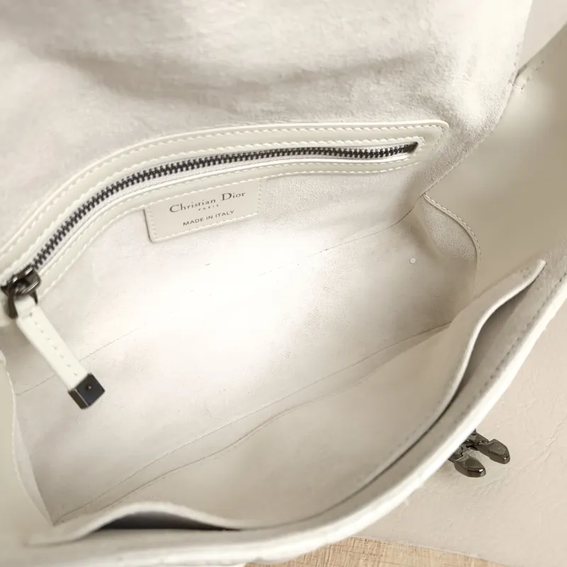 DIOR Crossbody Bag camp Messenger Bag White Calfskin Small 23 × 8 × 15 cm — detail view 2 of 11