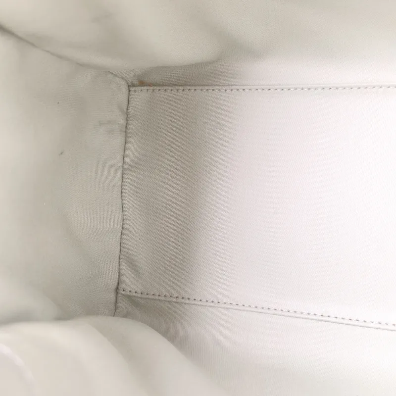 Chanel Shoulder Bag 25Bag Green Grained Calfskin Small 26 × 14 × 30 cm — detail view 2 of 12