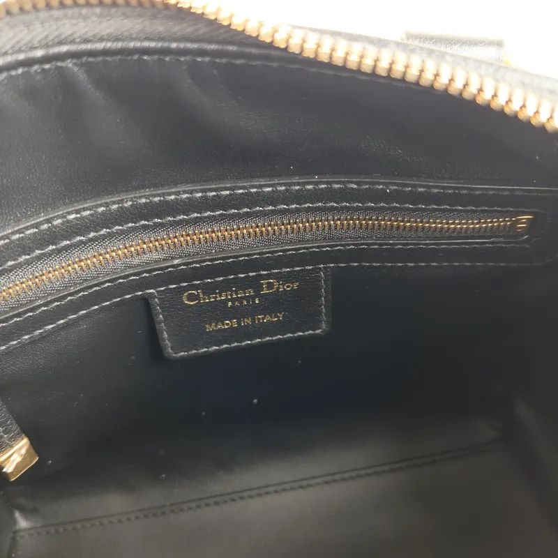 DIOR Crossbody Bag Groove 20 Top Handle Bag Black Calfskin Small 20.5 × 12 × 13.5 cm — detail view 6 of 11