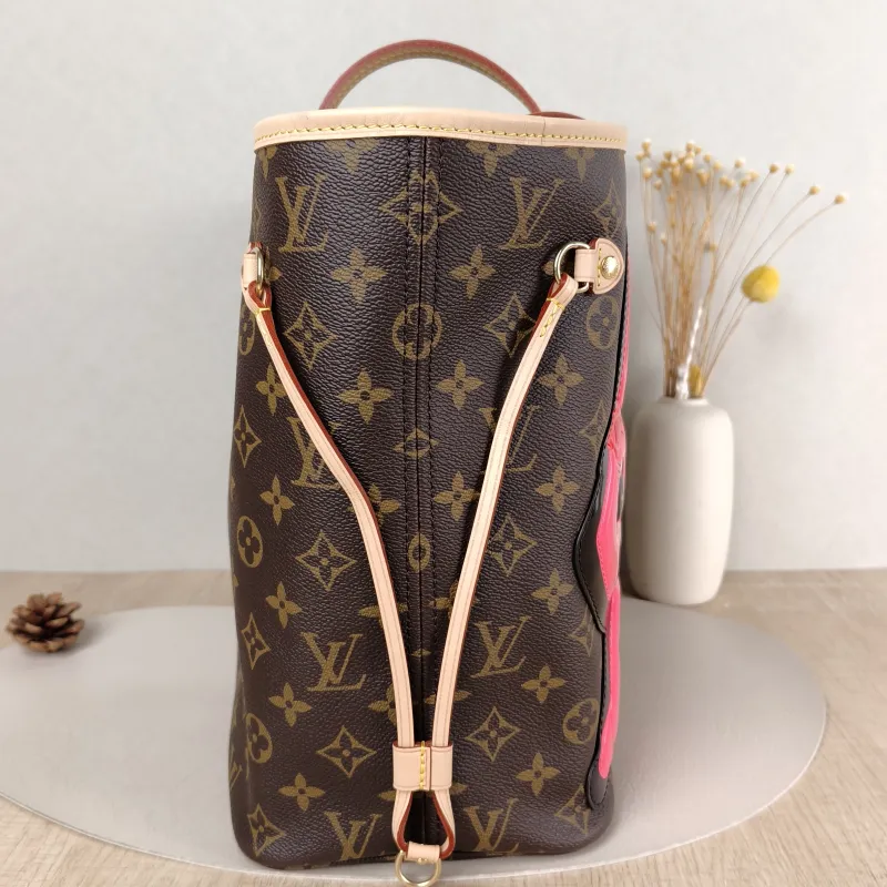 Louis Vuitton Shoulder Bag Neverfull Monogram PVC Medium 31 × 14 × 28 cm — detail view 3 of 12