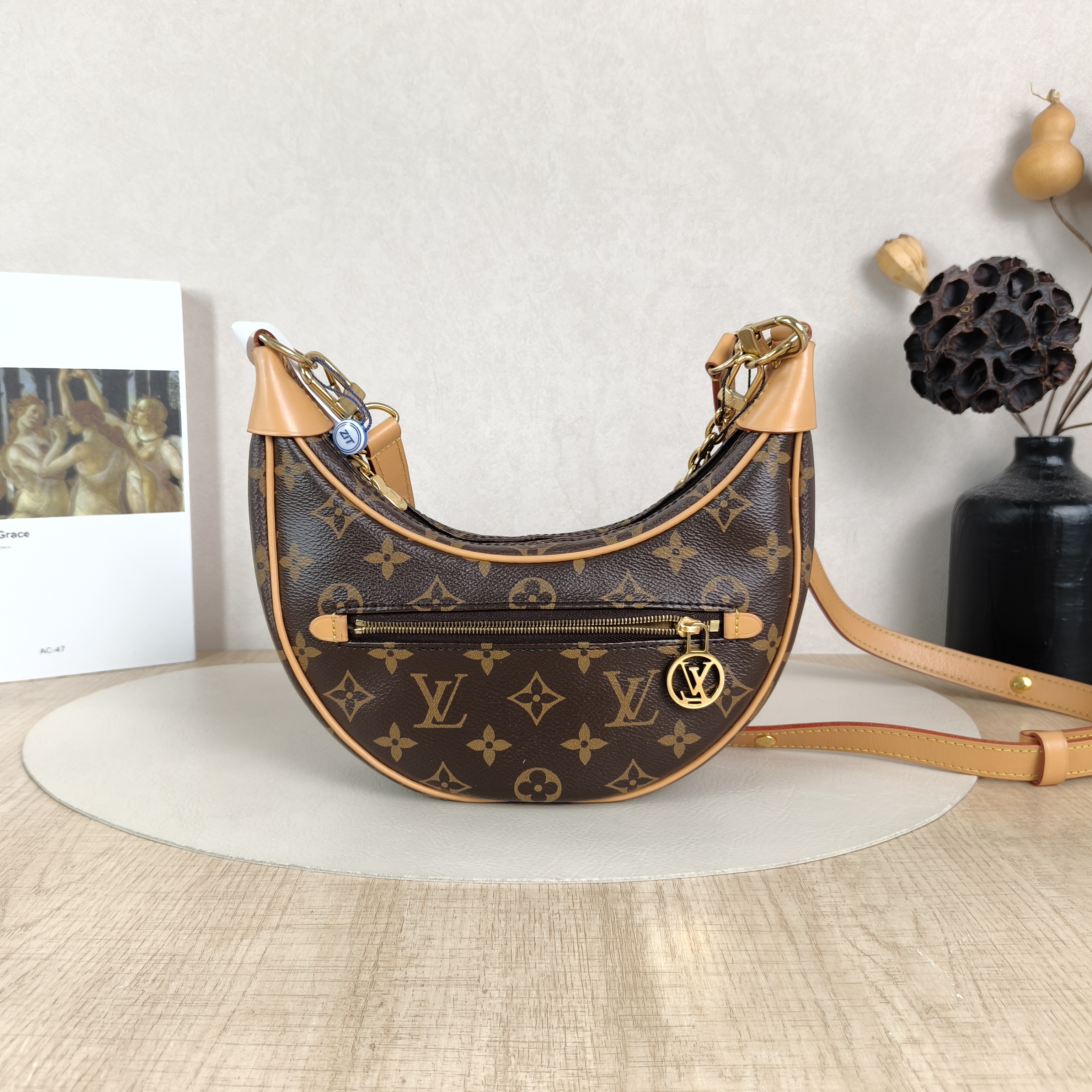 Louis Vuitton Crossbody Bag Loop Monogram PVC Small23 × 6 × 13 cm