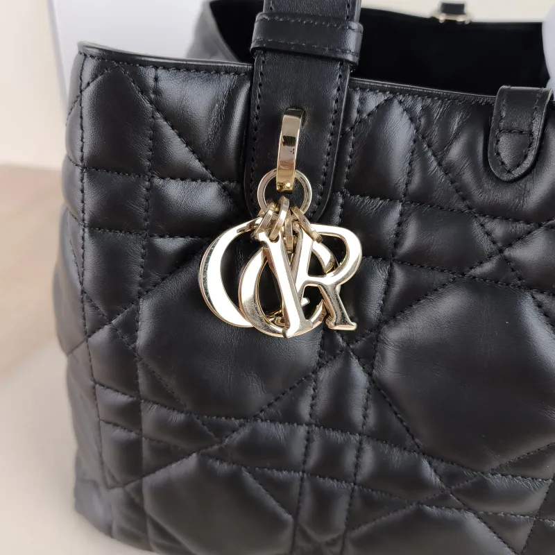 DIOR Top Handle Bag TOUJOURS Black Calfskin Medium 28.5 × 17 × 21.5 cm — detail view 9 of 10