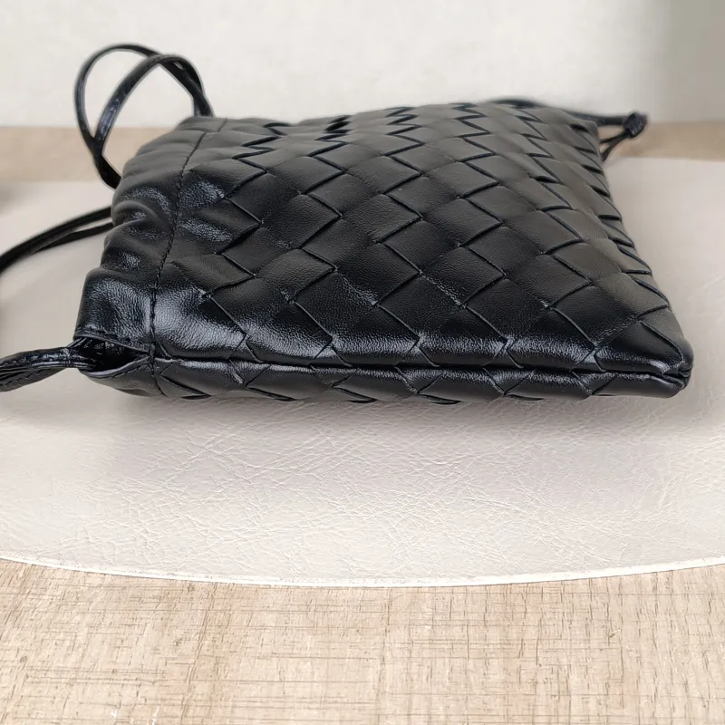 Bottega Veneta Shoulder Crossbody Bag Black Lambskin One Size20.5*15.5 — detail view 8 of 8