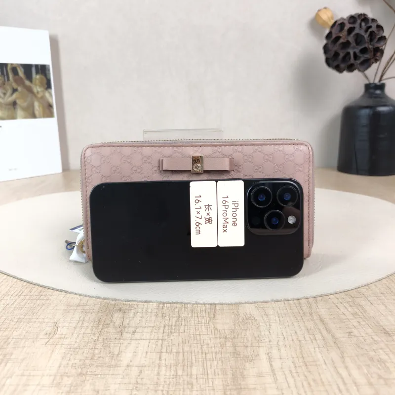 GUCCI Wallet Wallet Pink Calfskin One Size19 × 2.5 × 10 cm — cover view 2 of 5