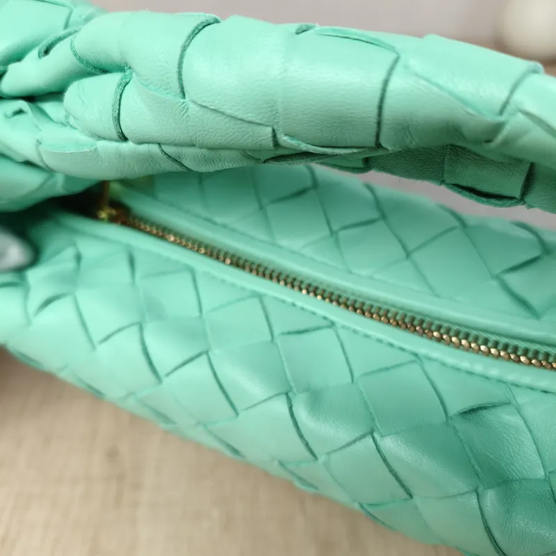 Bottega Veneta Top Handle Bag Jodie Green Lambskin Mini 28 × 8 × 23 cm — detail view 4 of 11
