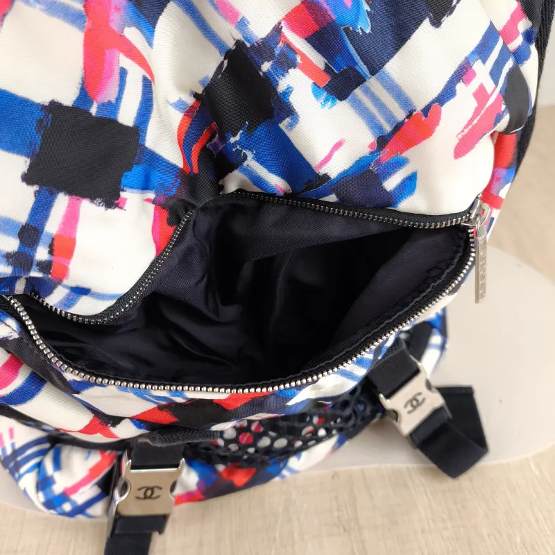 Chanel Backpack Backpack Colorblock Nylon One Size 30 × 15 × 35 cm 22 — detail view 8 of 14