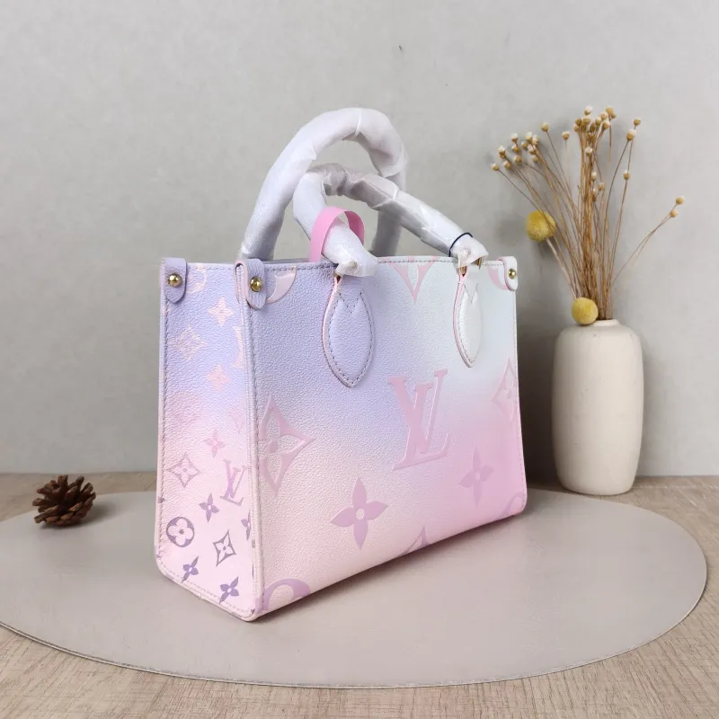 Louis Vuitton Shoulder Bag Onthego PVC Small 25 × 11.5 × 19 cm — cover view 2 of 5