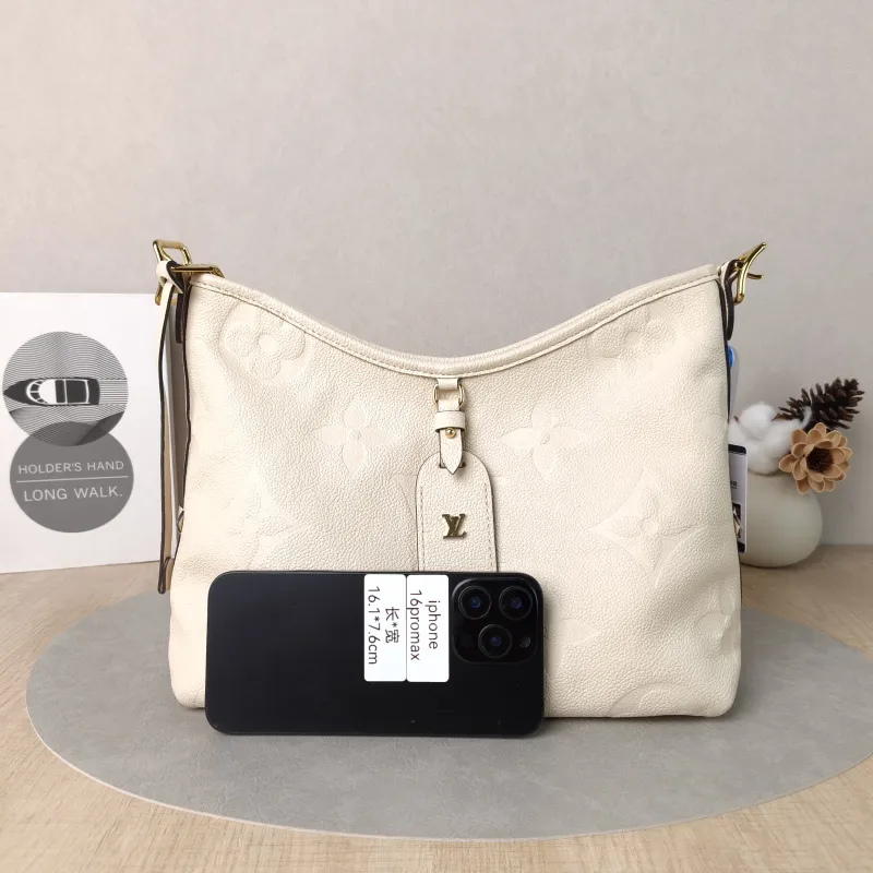 Louis Vuitton Crossbody Bag Carryall White Calfskin Small29.5 × 12 × 24 cm — cover view 5 of 6