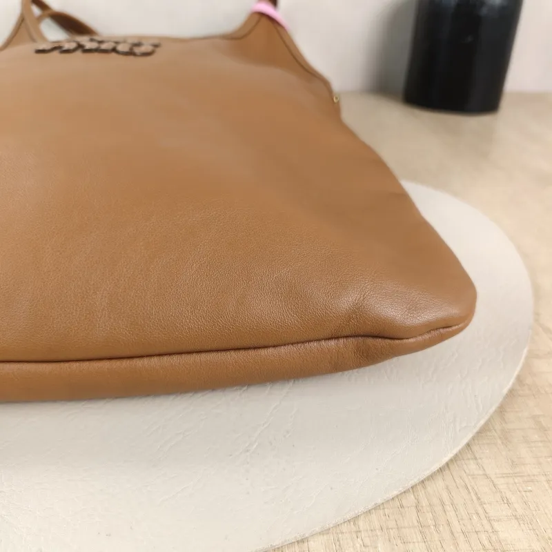 Miumiu Shoulder Bag IVY Tote Shopping Tote CC alfskin Medium 35*40 — detail view 4 of 10