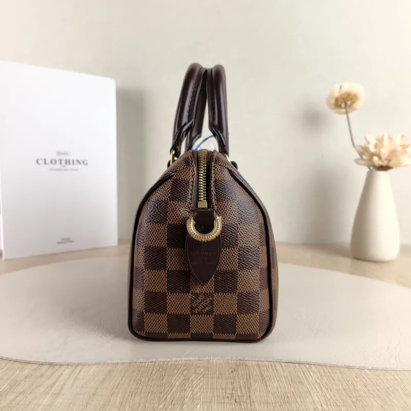 Louis Vuitton Crossbody Bag Speedy20 Shoulder Strap PVC Small 20.5 × 12 × 13.5 cm — detail view 4 of 9