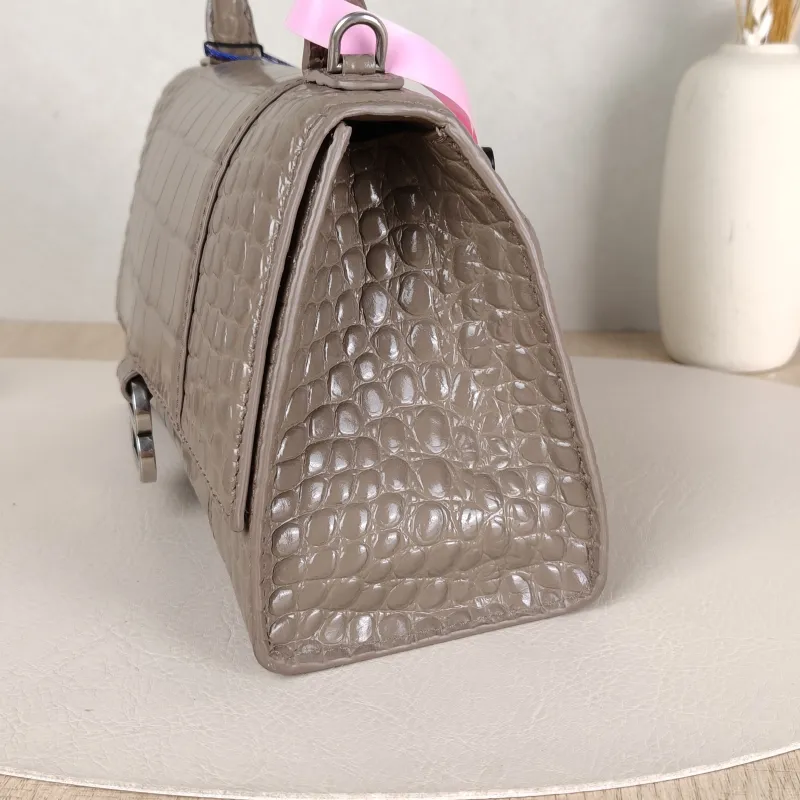 BALENCIAGA Crossbody Bag Hourglass Hourglass Bag Calfskin Small 23 × 10 × 14 cm — detail view 9 of 12