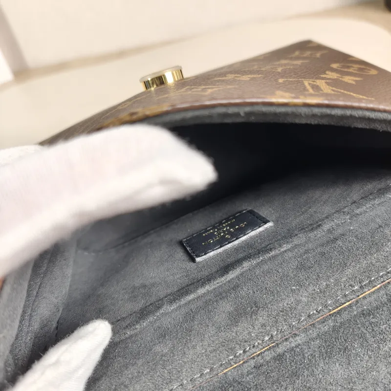 Louis Vuitton Crossbody Bag Locky BB Black PVC BB 20 × 7.5 × 16 cm — detail view 8 of 15