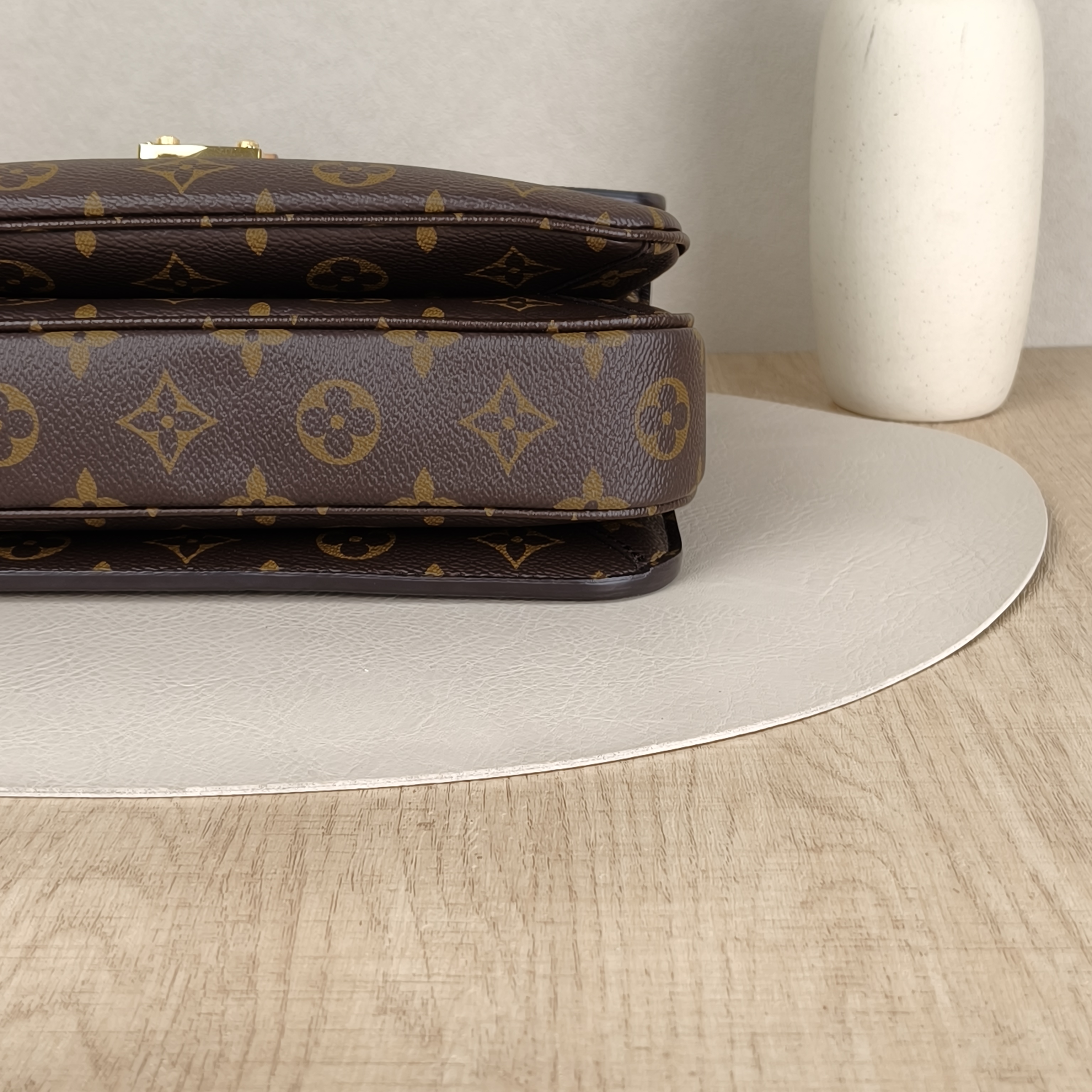 Louis Vuitton Crossbody Bag Pochette Métis Monogram PVC Medium25 × 7 × 19 cm — cover view 8 of 10