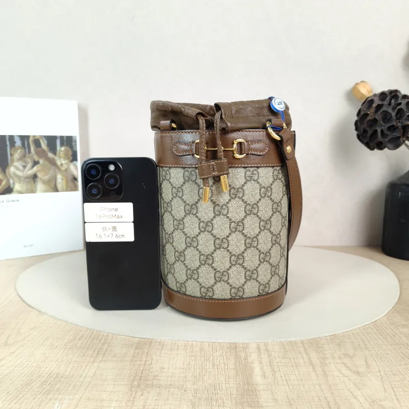 GUCCI Top Handle Bag Horsebit 1955Collection Bucket Bag White PVC Small 14 × 14 × 19 cm — cover view 4 of 6