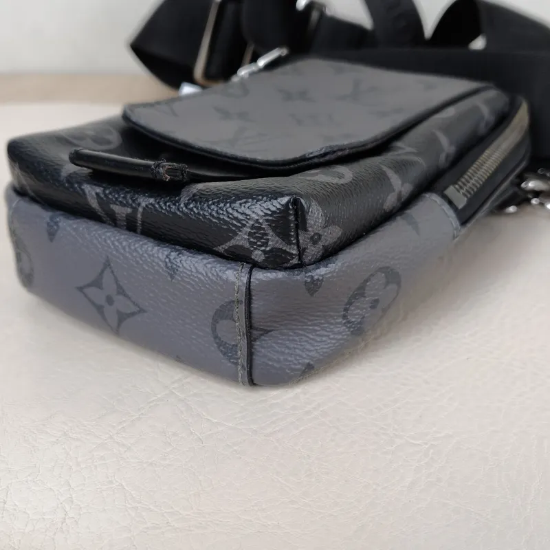 Louis Vuitton Crossbody Bag Double Phone Pouch Black Monogram PVC One Size 11 × 5 × 18 cm — detail view 9 of 10