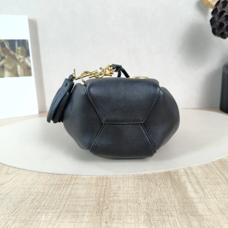 SAINT LAURENT Shoulder Bag Bucket Bag Black Calfskin One Size9 × 8 × 15 cm — cover view 4 of 5