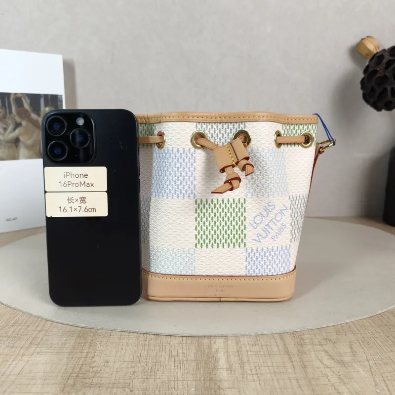 Louis Vuitton Shoulder Bag NANO NOÉ Bucket Bag Nano Colorblock PVC nano 13 × 10 × 16 cm — cover view 2 of 6