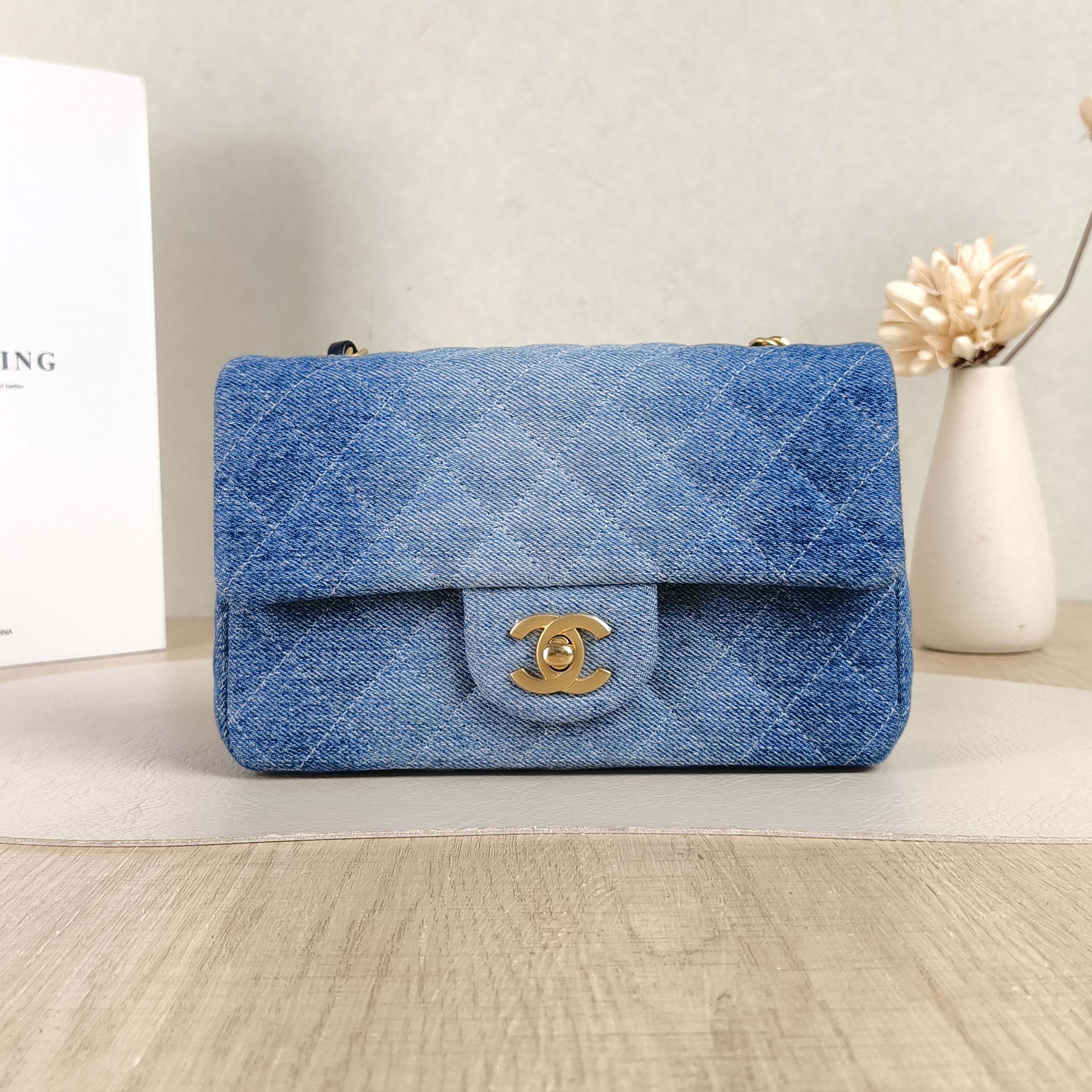 Chanel Crossbody Bag Classic Flap Large Mini CF Mini Blue mini20 × 6 × 12 cm