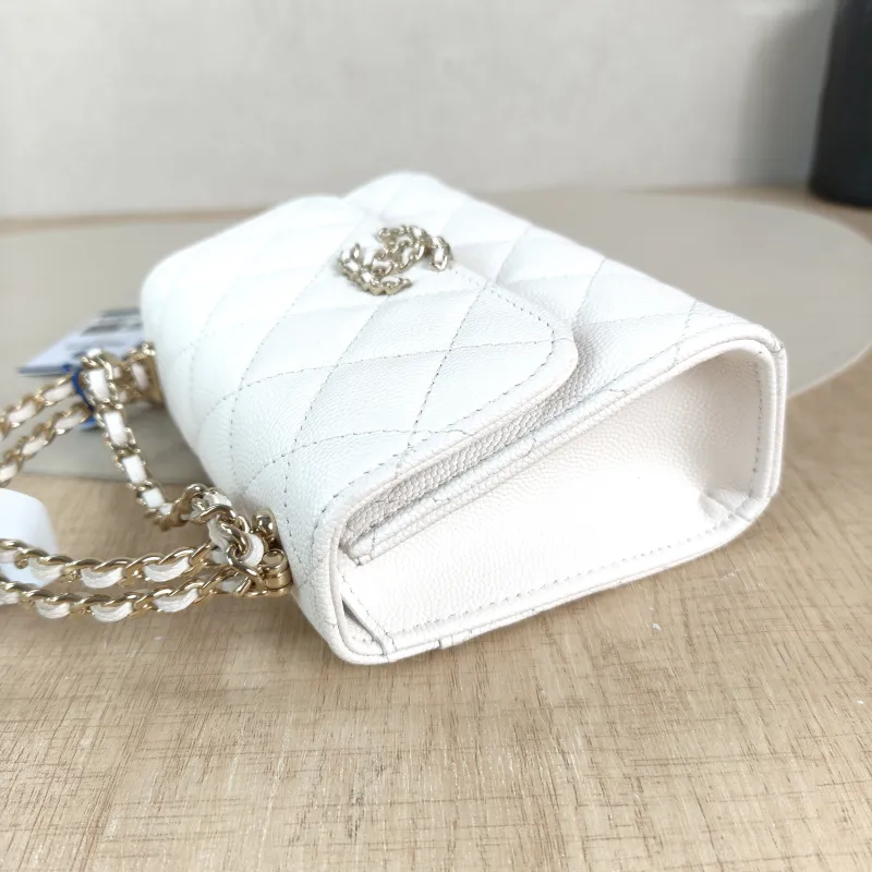 Chanel Crossbody Bag kelly White Grained Calfskin nano 15 × 5 × 11 cm — detail view 12 of 12