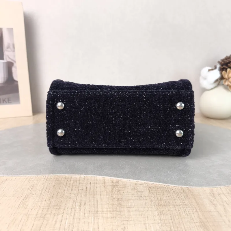 Chanel Shoulder Bag Black Mini 19 × 11 × 16 cm — cover view 6 of 6