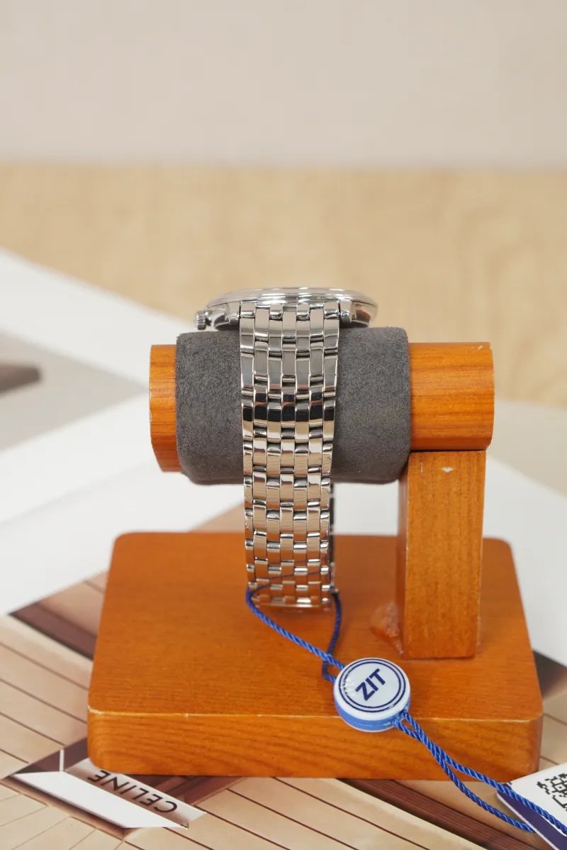 OMEGA Watch 35㎜ — cover view 3 of 7