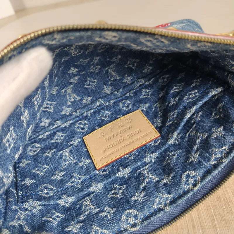 Louis Vuitton Shoulder Bag Pochette Accessoires Two Straps Blue · One Size 22 × 4 × 13 cm — detail view 9 of 10