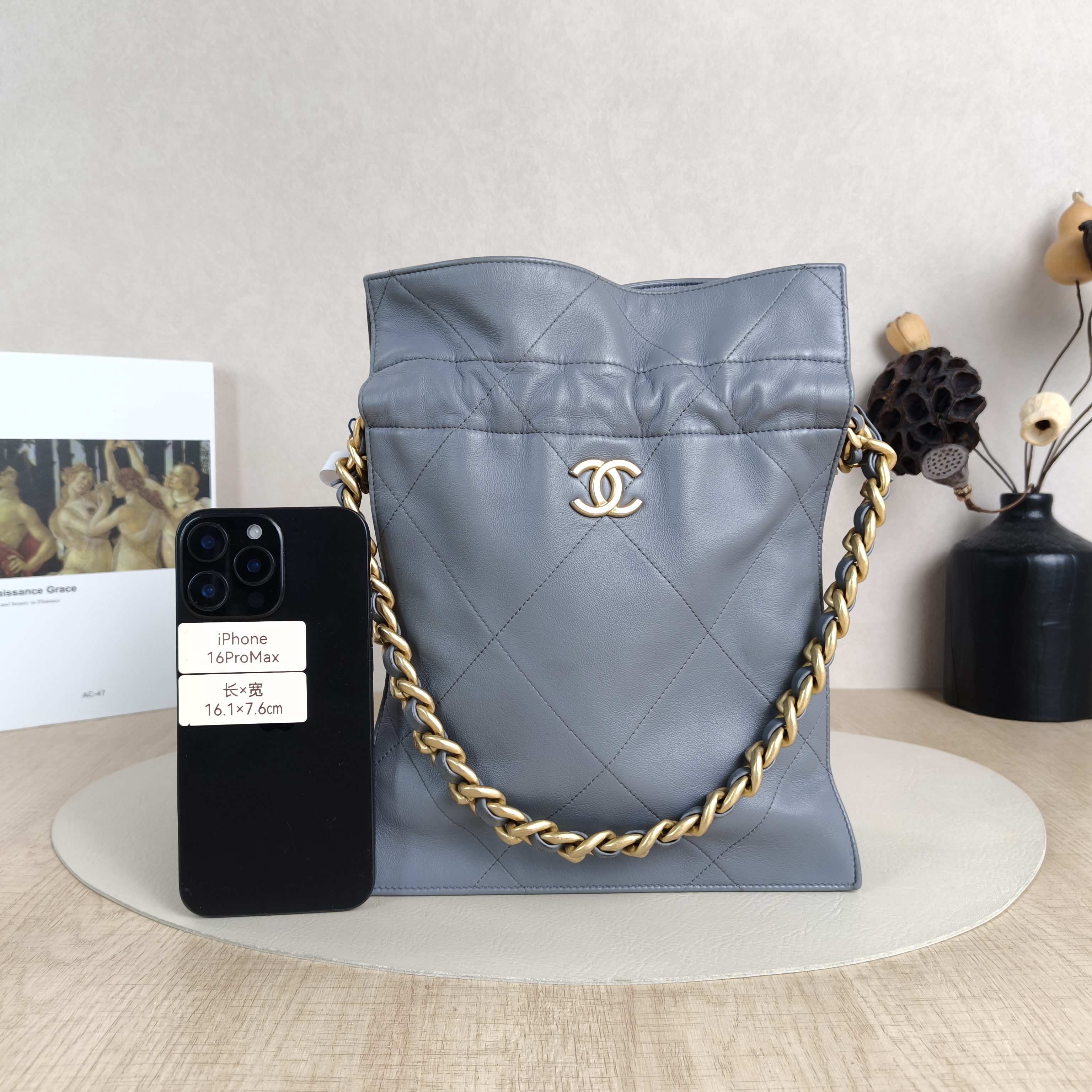 Chanel Top Handle Bag Shoulder Bag Grey Lambskin 20.5 × 8 × 26 cm — cover view 4 of 6