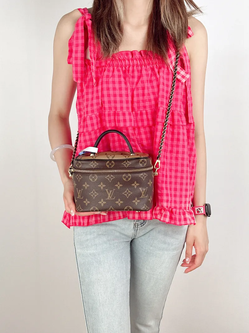 Louis Vuitton Shoulder Bag VANITY Cosmetic Bag Monogram PVC Small19 × 11 × 13 cm — on-model view 2 of 3