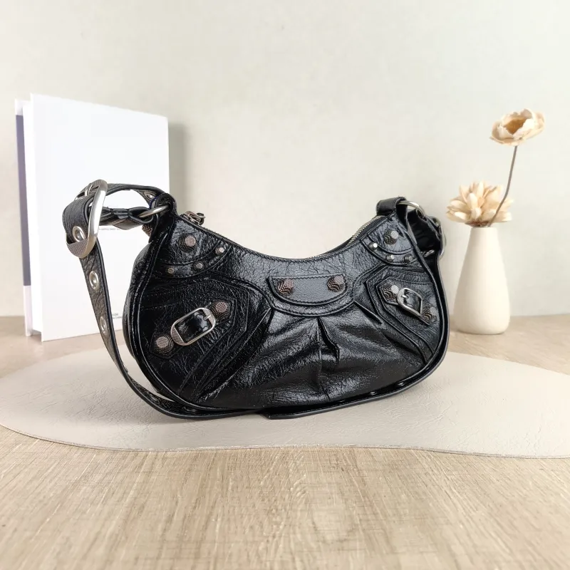 BALENCIAGA Crossbody Bag LE CAGOLE Black Lambskin XS 26 × 7 × 16 cm — cover view 2 of 5