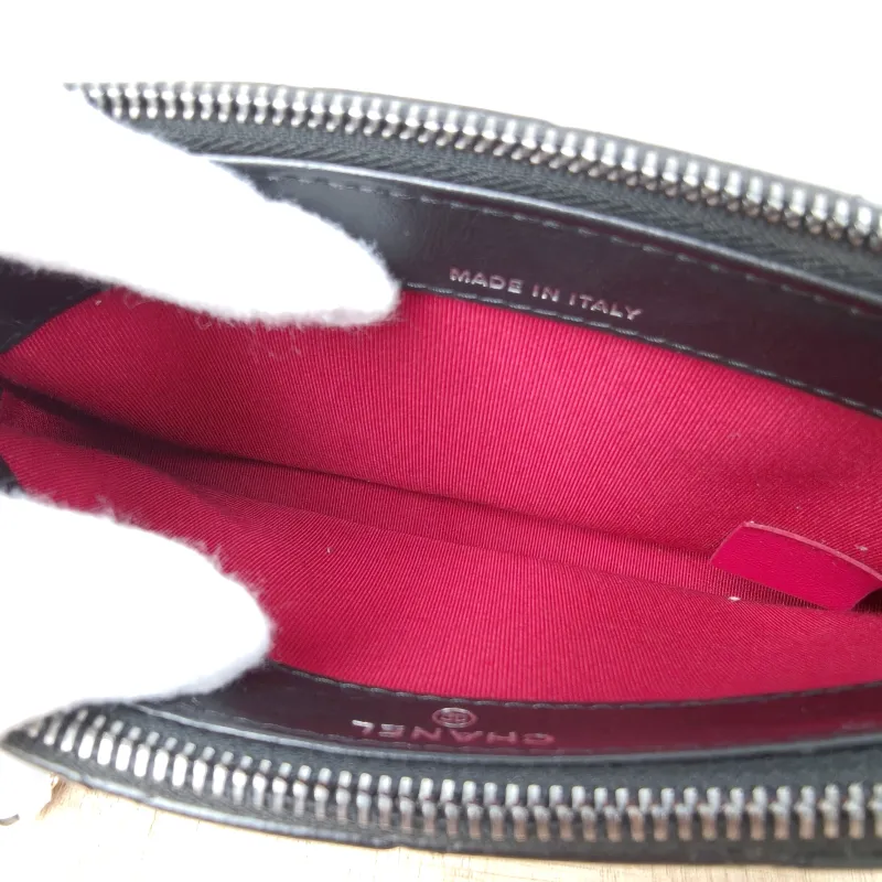 Chanel Crossbody Bag Gabrielle Gabrielle Bag Black Calfskinmini19 × 4 × 10 cm — detail view 3 of 15