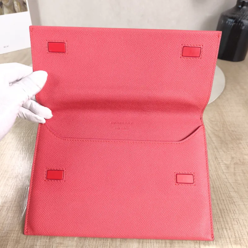 BURBERRY Clutch Clutch Pink Calfskin 22.5*15.5 — detail view 7 of 10