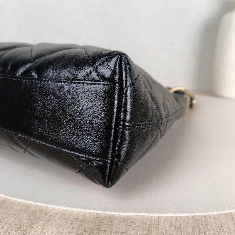Chanel Shoulder Bag Hobo Black Lambskin Small 22.5 × 8.5 × 19.5 cm — detail view 9 of 12