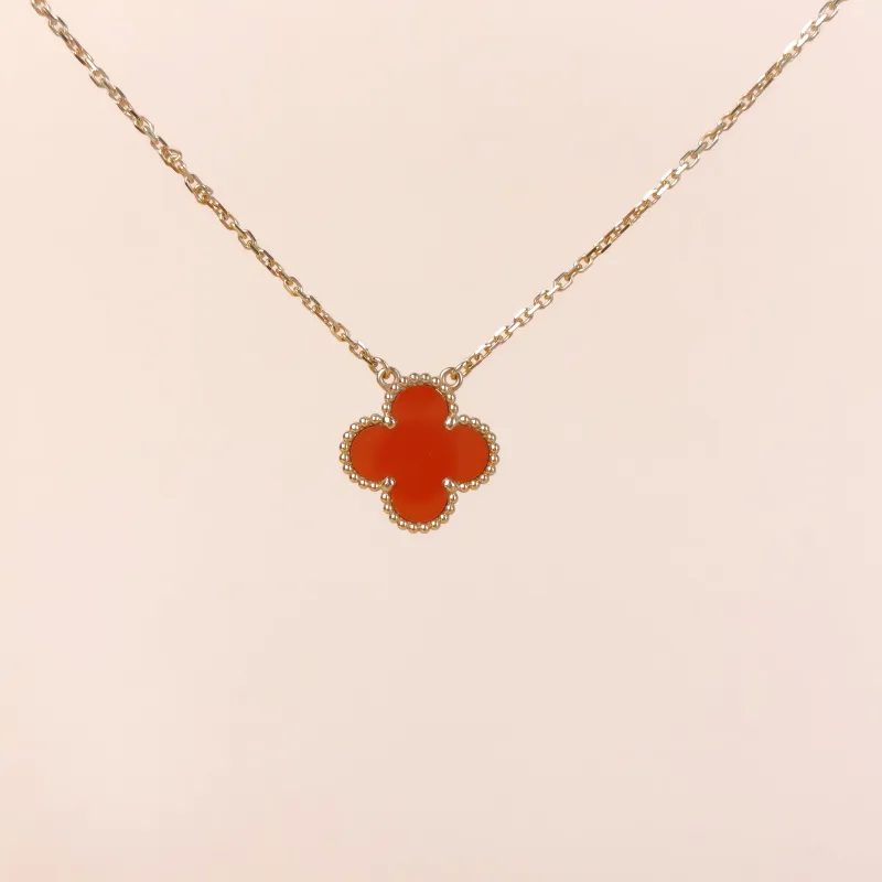 Van Cleef & Arpels Necklace Alhambra Alhambra Collection Necklace 18KY ellow Gold Vintage Small1.5 × 1.5 × 42 cm