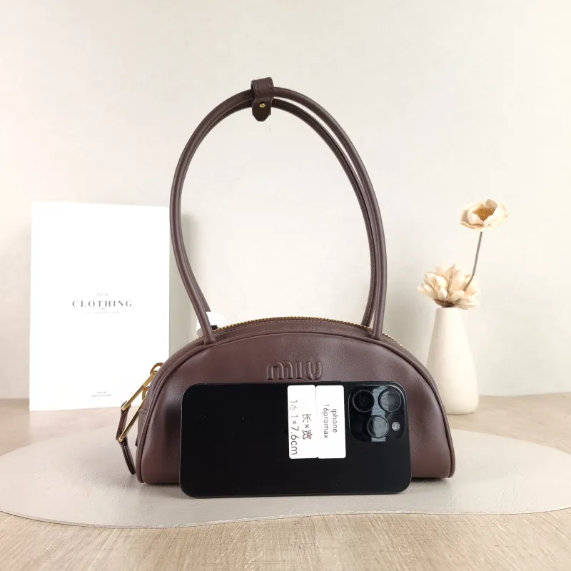 Miumiu Shoulder Bag Beau Calfskin Small 23 × 10 × 11.5 cm — cover view 2 of 5