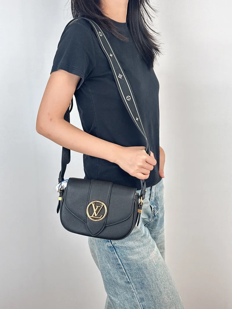 Louis Vuitton Crossbody Bag Pont 9 Soft Messenger Bag Black Calfskin Small21 × 6.5 × 15 cm — on-model view 2 of 2
