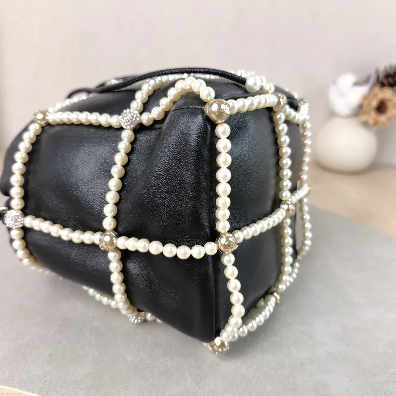 Chanel Shoulder Bag Pearl Bucket Bag Black Lambskin One Size 12 × 12 × 17.5 cm 30 — detail view 1 of 12