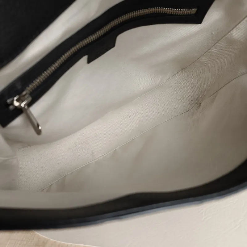 GUCCI Crossbody Bag Messenger Bag Crossbody Bag Black Calfskin One Size30 × 6 × 25.5 cm — detail view 1 of 11