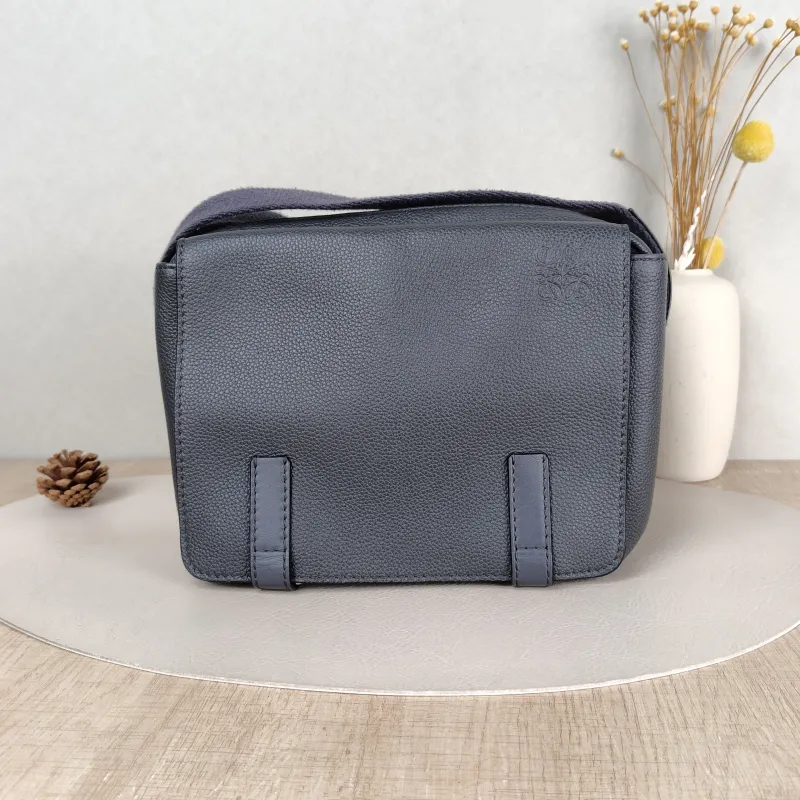LOEWE Crossbody Bag Military Messenger Messenger Bag Grey Calfskin 25 × 9 × 18 cm