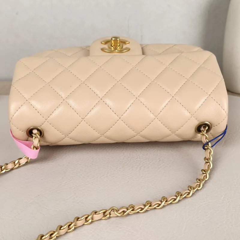 Chanel Crossbody Bag mini Taupe Lambskin One Size 20 × 6 × 12 cm — detail view 8 of 13