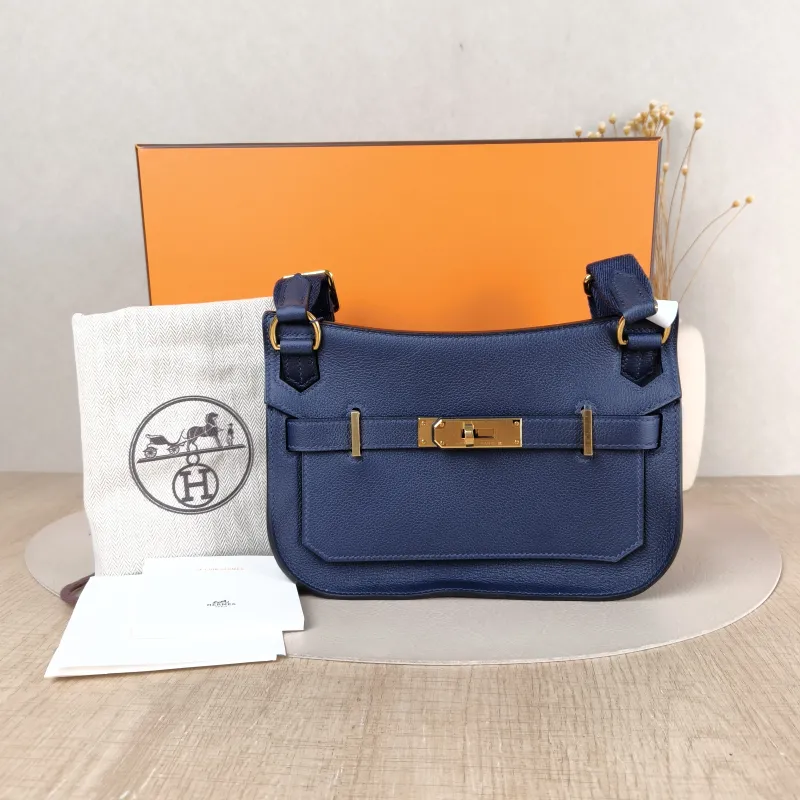 Hermès Crossbody Bag Jypsiere 23 73 Evercolor Calfskin Mini 23 × 5 × 17 cm K — cover view 2 of 6