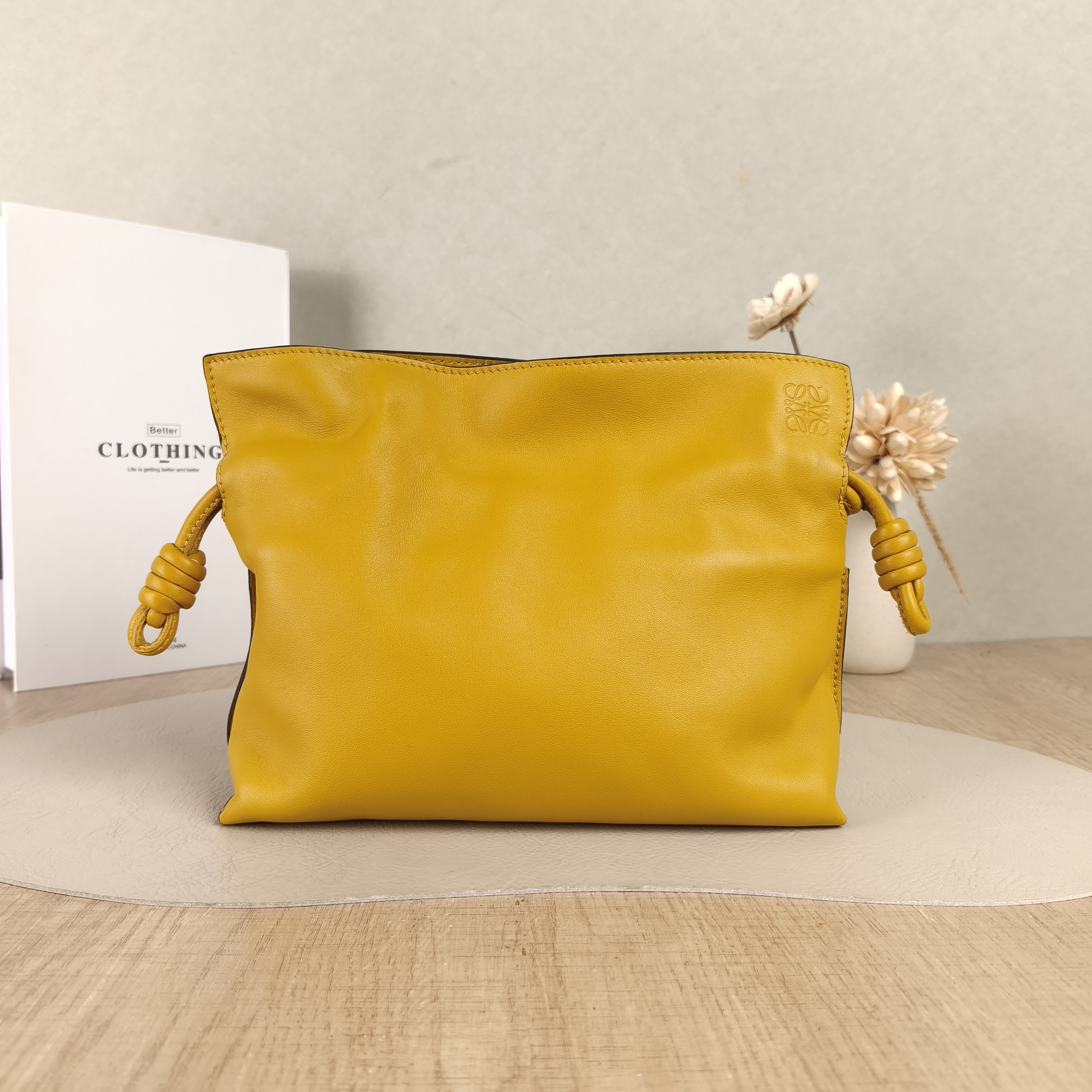 LOEWE Crossbody Bag Flamenco Yellow Calfskinmini24 × 9 × 18 cm