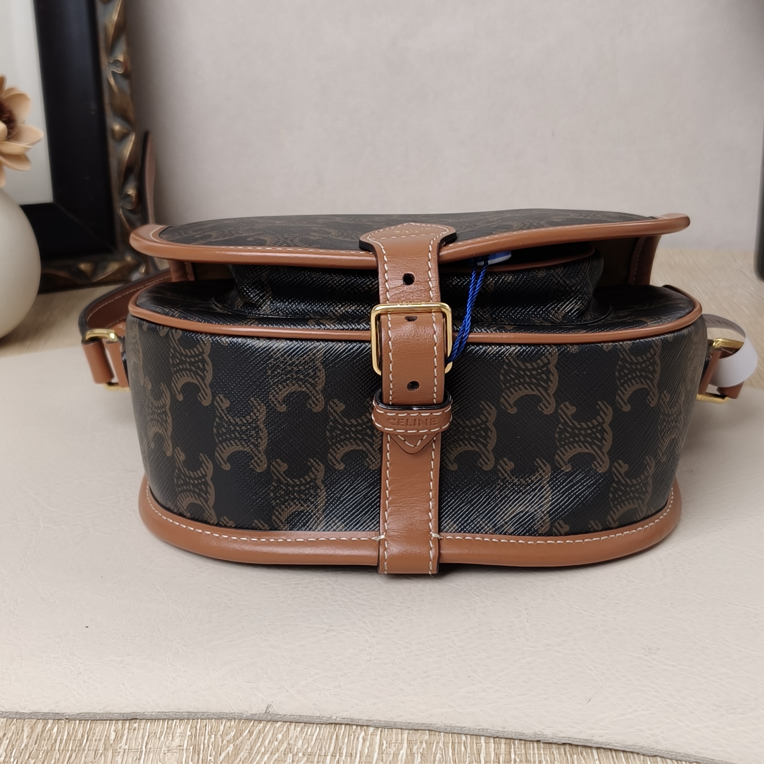 CELINE FOLCO Medium Brown Monogrampvc · 18.5 × 8 × 17 cm — cover view 6 of 9