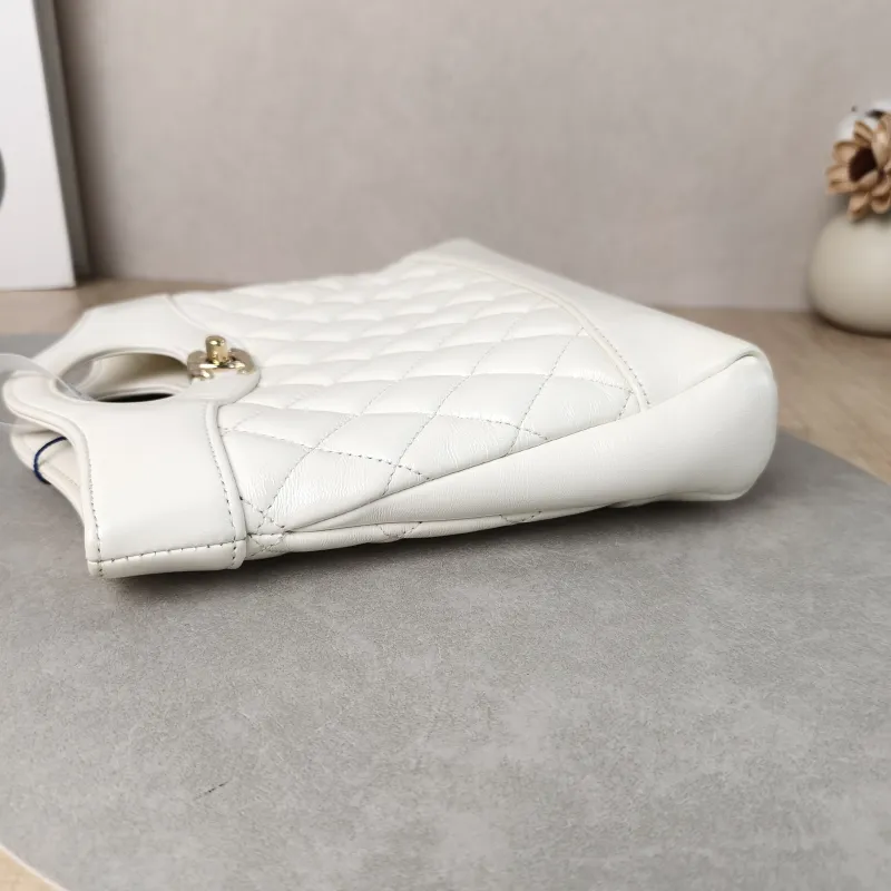Chanel Crossbody Bag 31Bag White Gold Waxed Leather Mini 23 × 5.5 × 22 cm — detail view 1 of 11
