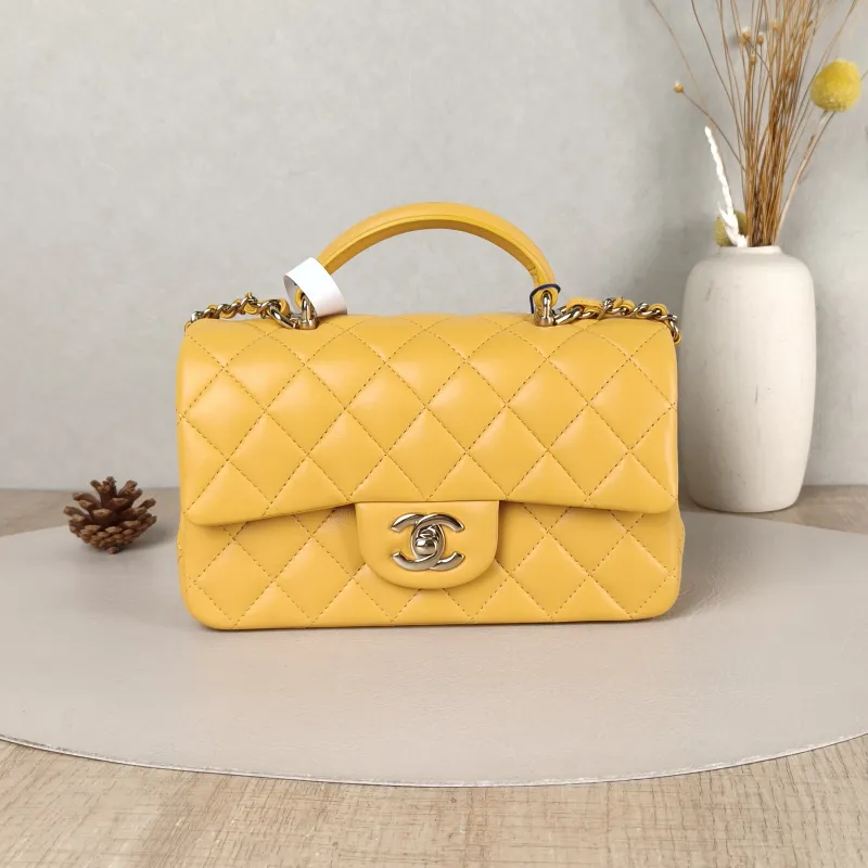 Chanel Crossbody Bag mini Yellow Lambskin mini20 × 6 × 12 cm