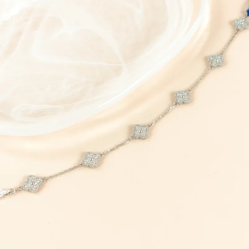Van Cleef & Arpels Bracelet Alhambra Alhambra Collection Bracelet White Gold18KW hite Gold Diamond Sweet Mini17.5cm — cover view 2 of 8