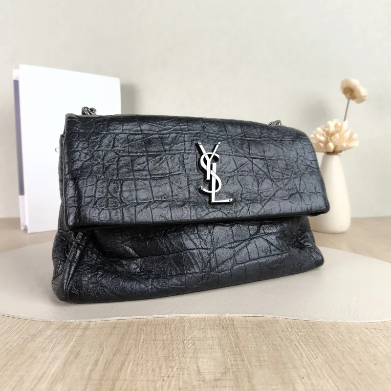 SAINT LAURENT Shoulder Bag Shoulder Bag Black Calfskin One Size 28 × 10 × 17 cm — cover view 3 of 5