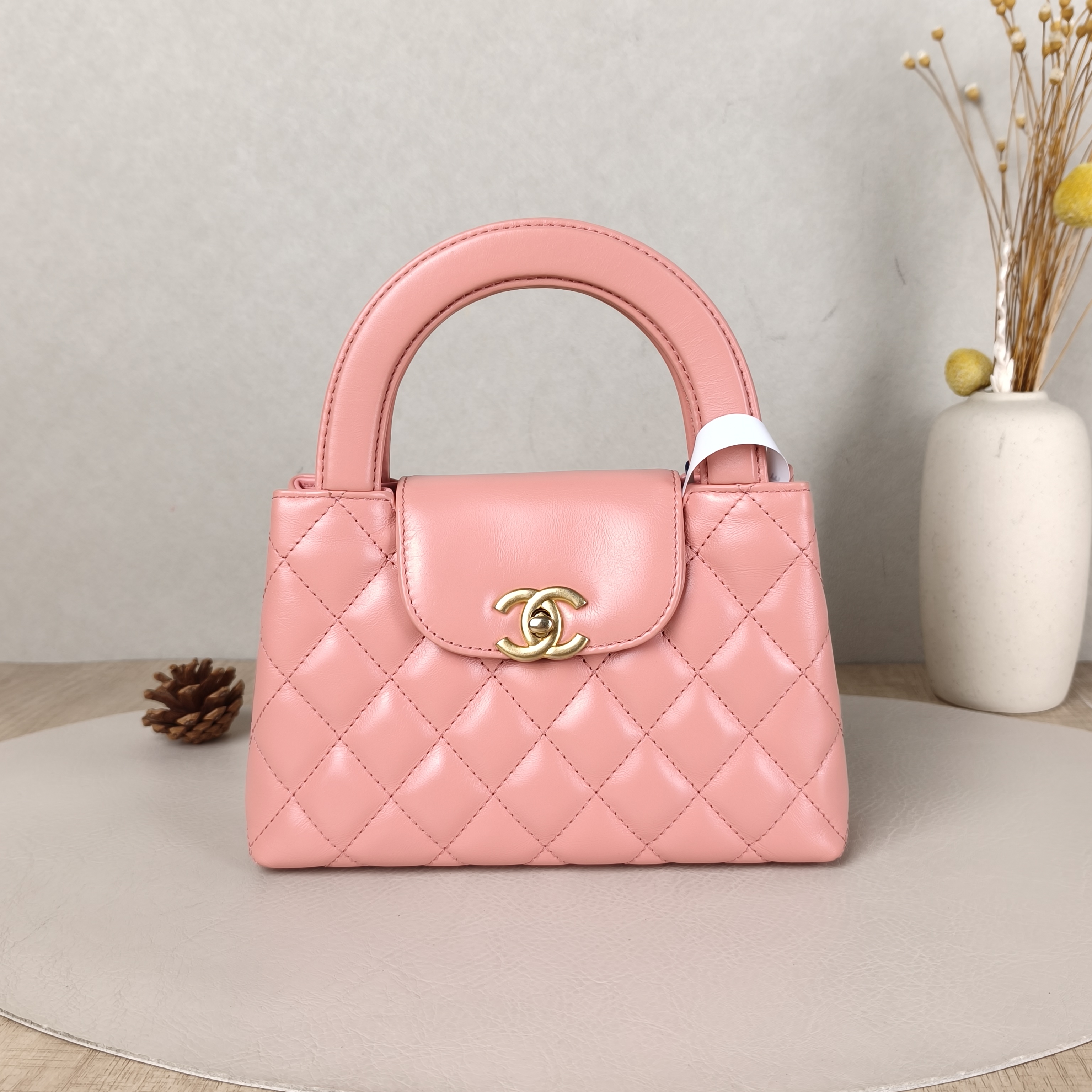 Chanel Crossbody Bag Kelly Pink Calfskinmini19 × 7 × 13 cm